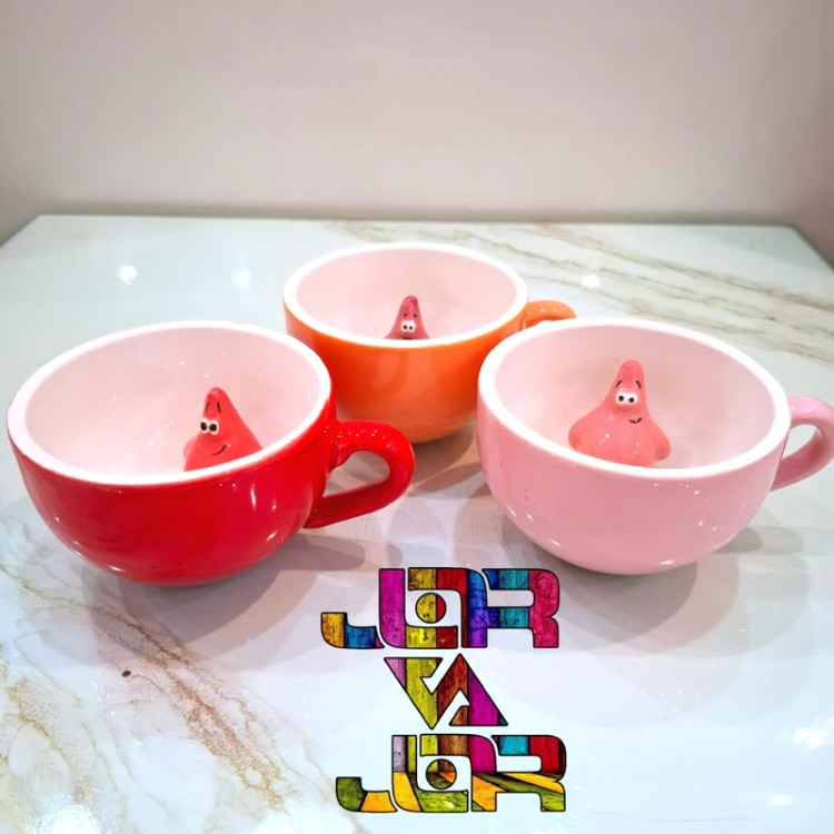 ماگ پاتریک در طرح ها و رنگهای مختلف ماگ عروسکی سورپرایزی