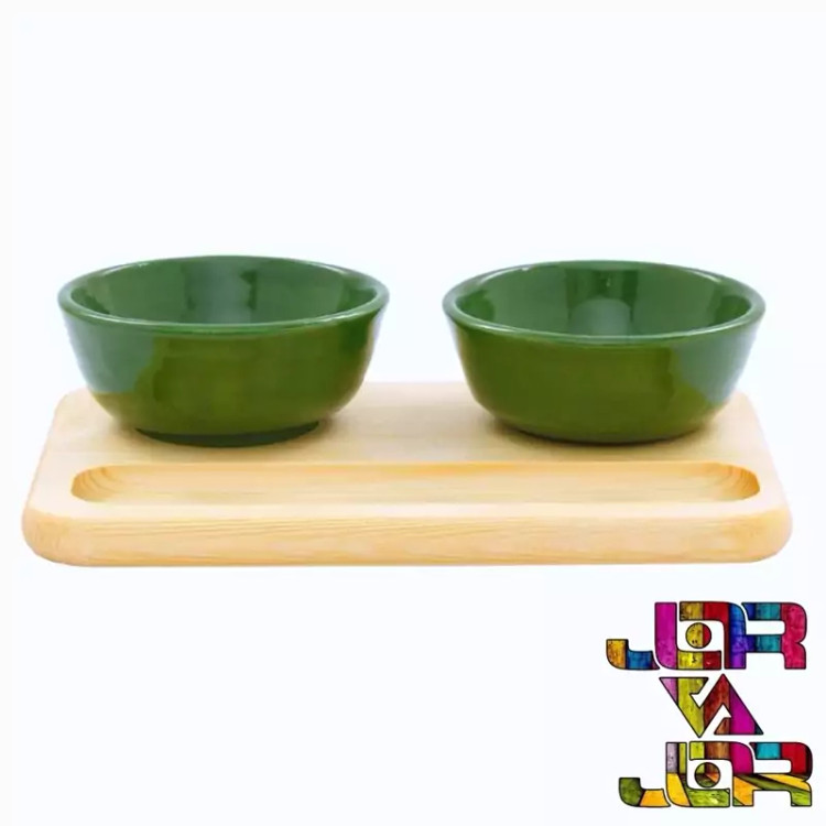 مزه خوری تخته سرو ظرف سرو همراه دو کاسه با اردو خوری