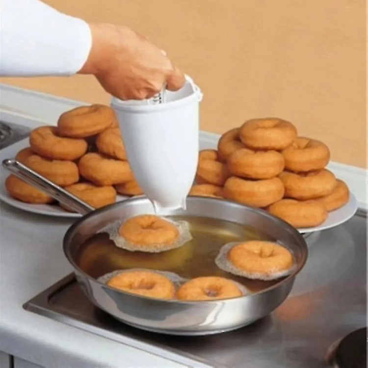 دونات ساز دستی خانگی