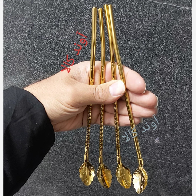 قاشق نی دار طلایی فرچه دار شربت استیل نگیر وارداتی طرح برگ رنگ ثابت(6تایی)