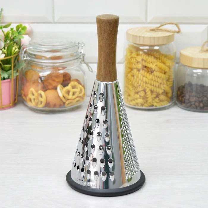 رنده دستی مخروطی دسته چوبی سایز متوسط (خرد کن دستی)