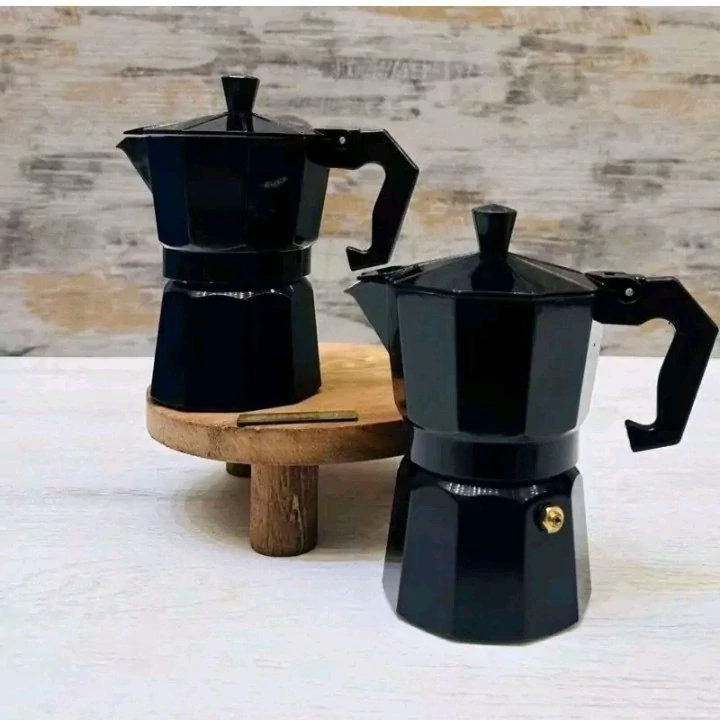 موکاپات 2 کاپ مشکی چدن(قهوه ساز دستی)قهوه جوش ساده سوپاپ ایتالیایی قهوه جوش دستی(2نفره)