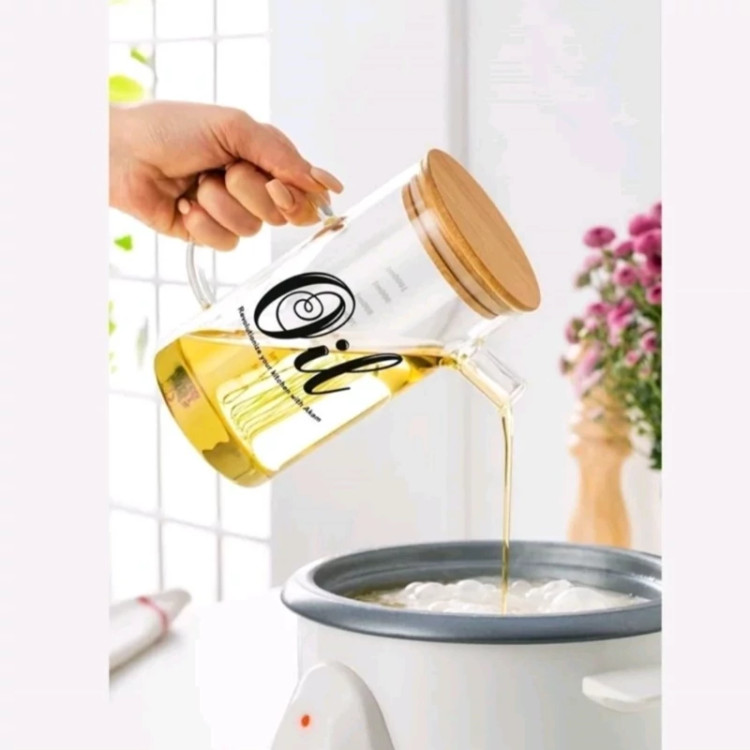 روغن ریز درب واشردار و درجه دار 700میلی لیتر بطری روغن(ظرف روغن مدرج)بطری روغن