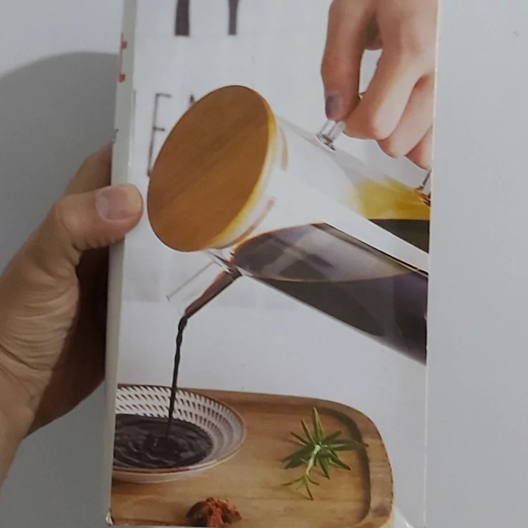 روغن ریز درب واشردار و درجه دار 700میلی لیتر بطری روغن(ظرف روغن مدرج)بطری روغن