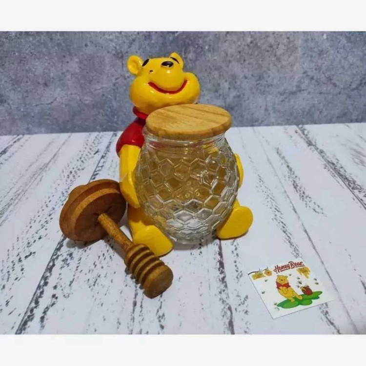 عسل خوری خرس پو ظرف و قاشق دار (دارای قاشق چوبی شیار دار عسل )
