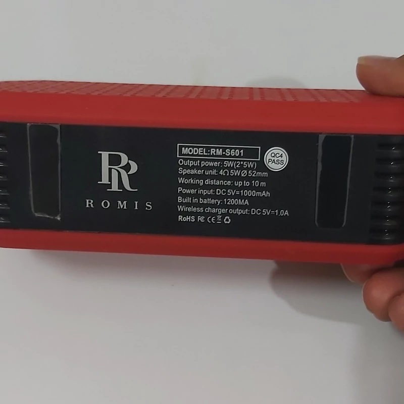اسپیکر بلوتوثی قابل حمل RomisمدلRM-S601 اسپیکر بی سیم بلندگو عالی و با کیفیت(اسپیکر مسافرت، پیک نیک و...) باند