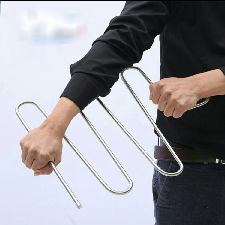 آویز شال مارپیچ آویز شلوار فلزی نظم دهنده کمد دیواری(ضخیم و محکم) رنگ مشکی یا سفید