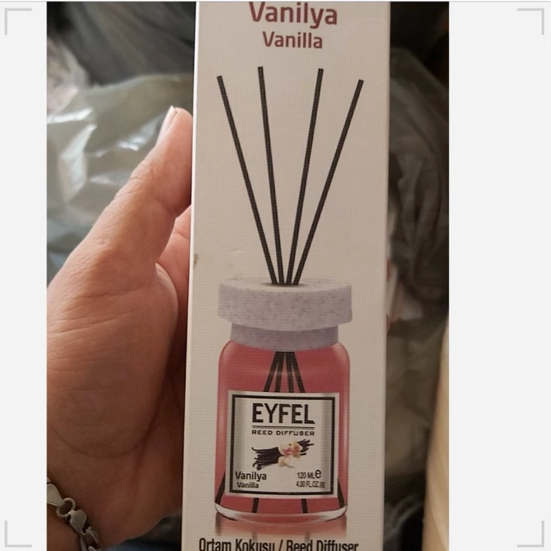 عطر خوشبو کننده ایفل (خوشبو کننده سرویس بهداشتی ایفلEyfel) در چند رایحه آدامس،ارکیده ، وانیل ،اقیانوس،فرشته،هلو و انبه