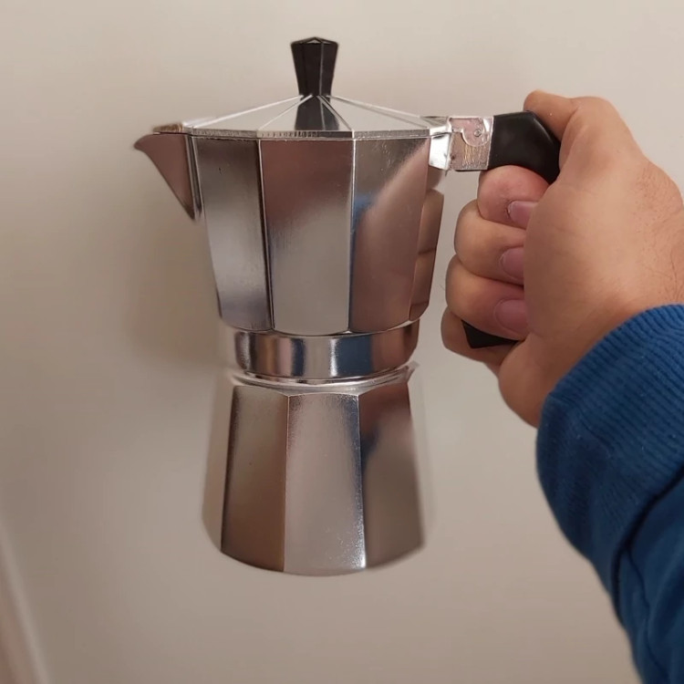 موکاپات 6 کاپ اسپرسو ساز روگازی(قهوه جوش دستی) موکاپات 6نفره