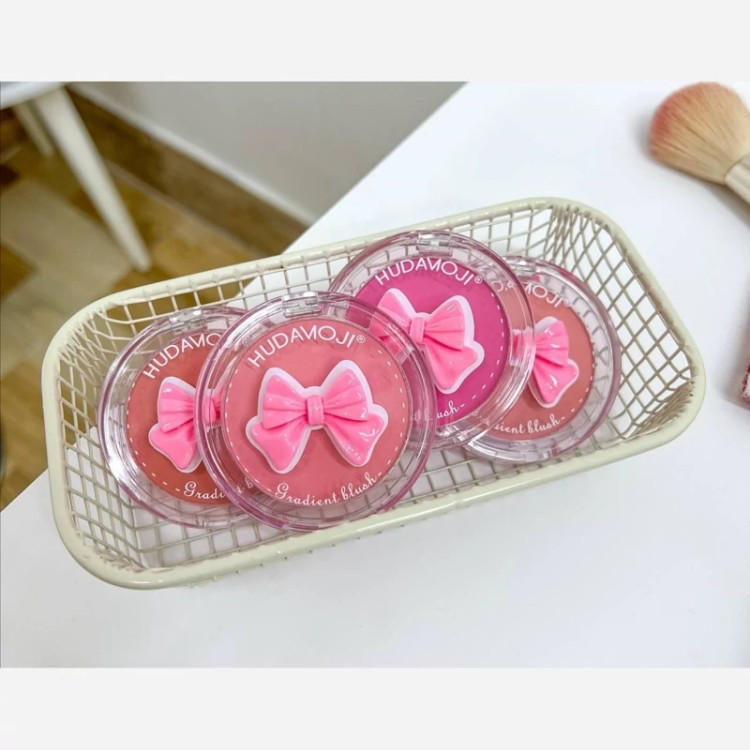 رژگونه و هایلایتر پاپیونی اورجینال وارداتی پینترستی فانتزی کیوت