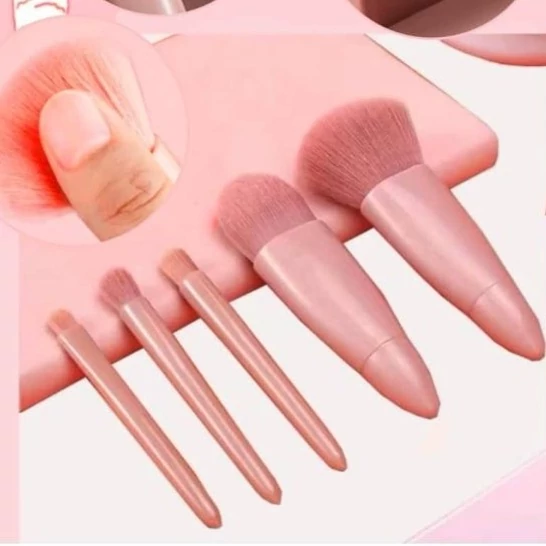 ست براش 5 عددی فانتزی کیوت پاستیلی برای فید پودر فیکس رژلب رژگونه مینی مسافرتی کوچک