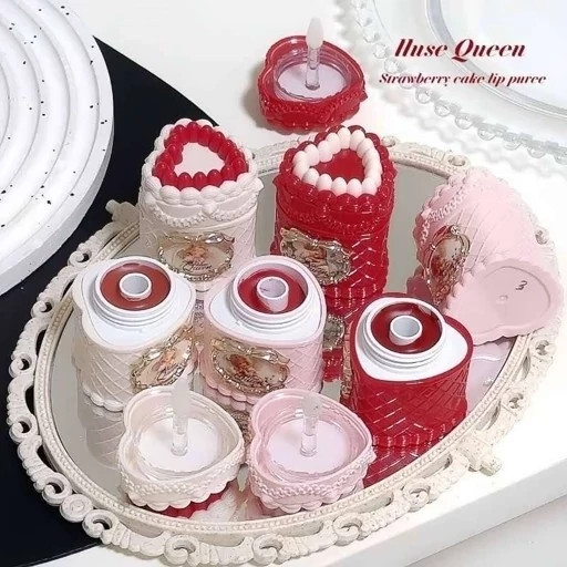 رژ لب سلطنتی کیک بوی ابنباتی مارشمالویی پاستیلی توت فرنگی بافت خامه ای فانتزی کیوت پینترستی