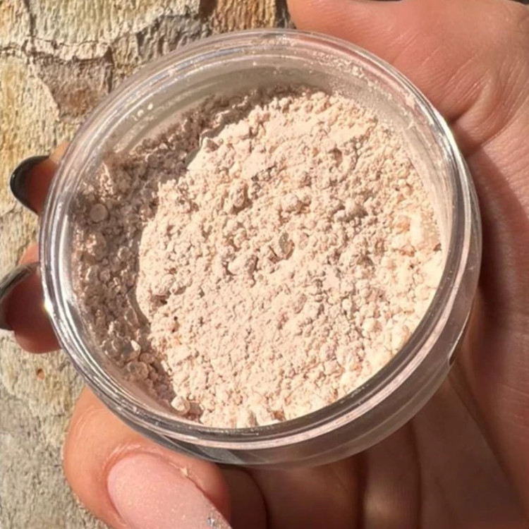 پودر فیکس تثبیت کننده فیکساتور بدون ماسیدگی نرم و لطیف کننده پوست کیوت فانتزی دختران قدرتمند پینترستی