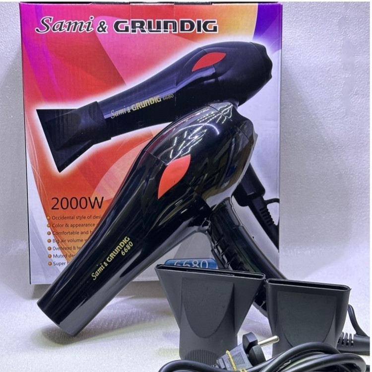 سشوار sami. Grundig بدون کارتن و جعبه (سشوار همراه )