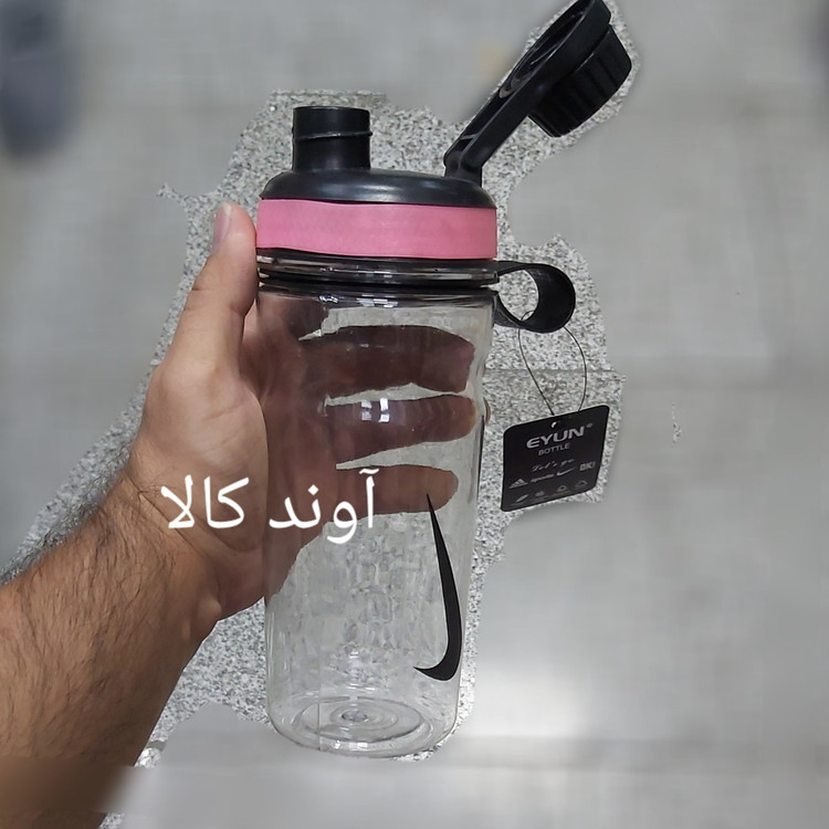 قمقمه باشگاهی نایک برند ایونEYUN نشکن درب آسان نوش جنس پلی پروبلین و اکرولیک قمقمه ورزشی..